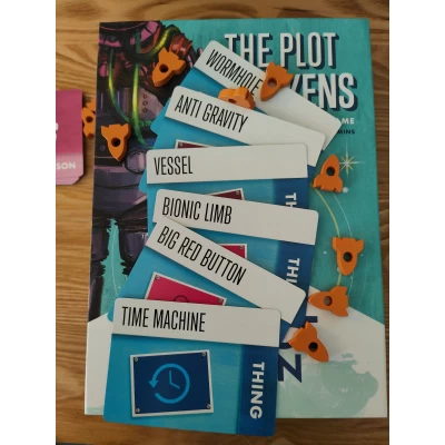 The Plot Thickens: Sci-Fi Edition - настолна игра